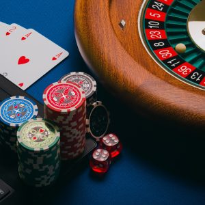 Geld nebenbei verdienen im Online-Casino – ist das möglich?